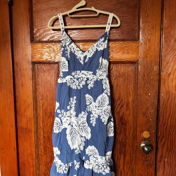 Blue and white summer sundress - Picture 2 of 4
